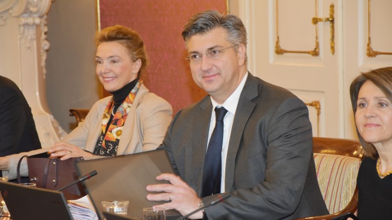 Predsjednik Vlade: Vladin angažman u Agrokoru bio je presudan za gospodarsku i financijsku stabilnost zemlje  